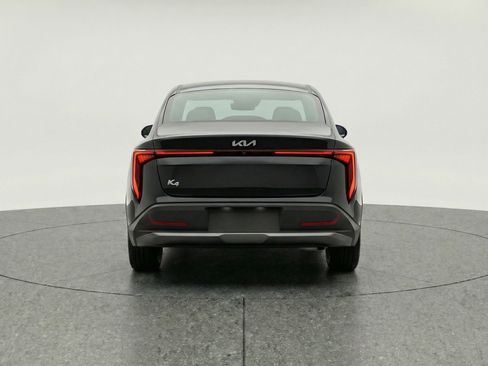 Used 2025 Kia K4 LXS image 7