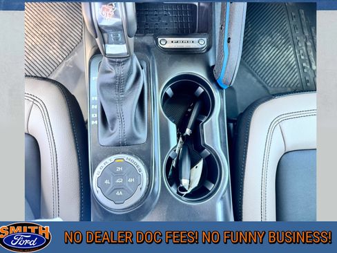 Used 2024 Ford Bronco Wildtrak image 22