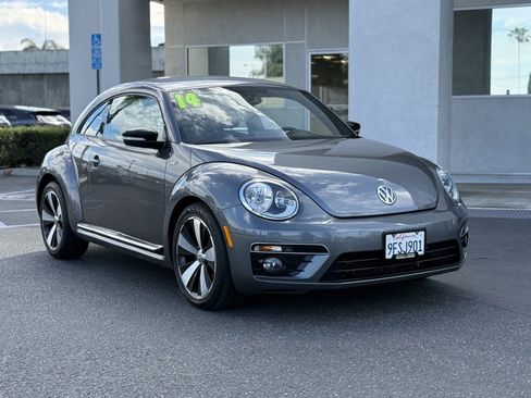 Used 2014 Volkswagen Beetle R-Line image 2