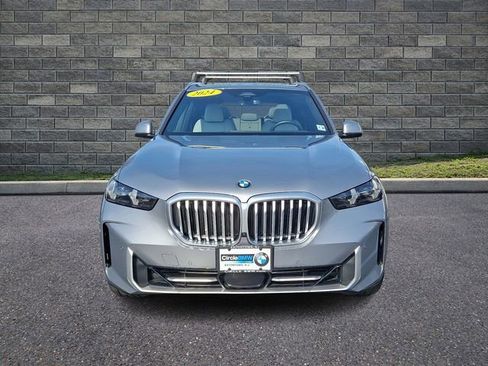 Used 2024 BMW X5 xDrive40i w/ Parking Assistance Package AWD/4WD image 2