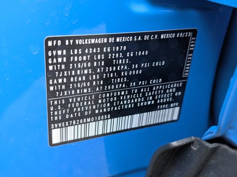 Used 2024 Volkswagen Taos SE w/ Panoramic Sunroof Package image 38