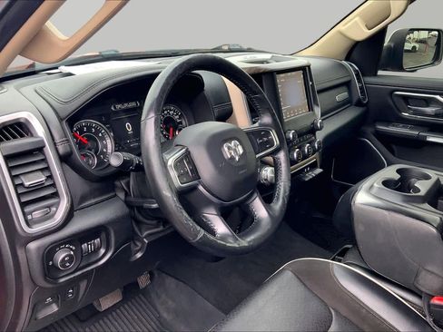 Used 2019 RAM 1500 Laramie RWD image 18