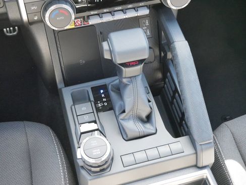 New 2026 Toyota 4Runner TRD Sport AWD/4WD image 9