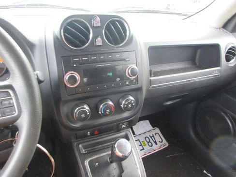 Used 2014 Jeep Patriot Sport w/ Power Value Group FWD image 8