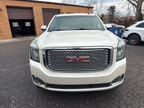 Used 2015 GMC Yukon Denali w/ Touring Package image 9