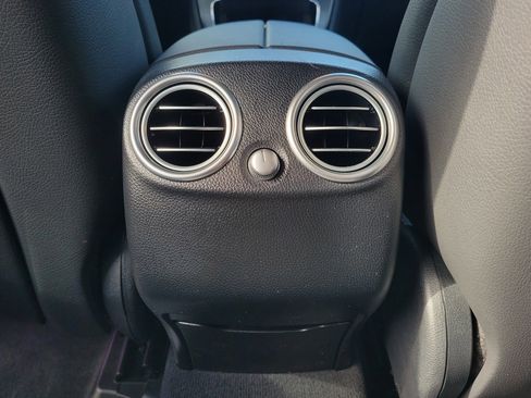 Certified 2022 Mercedes-Benz GLC 300 image 14