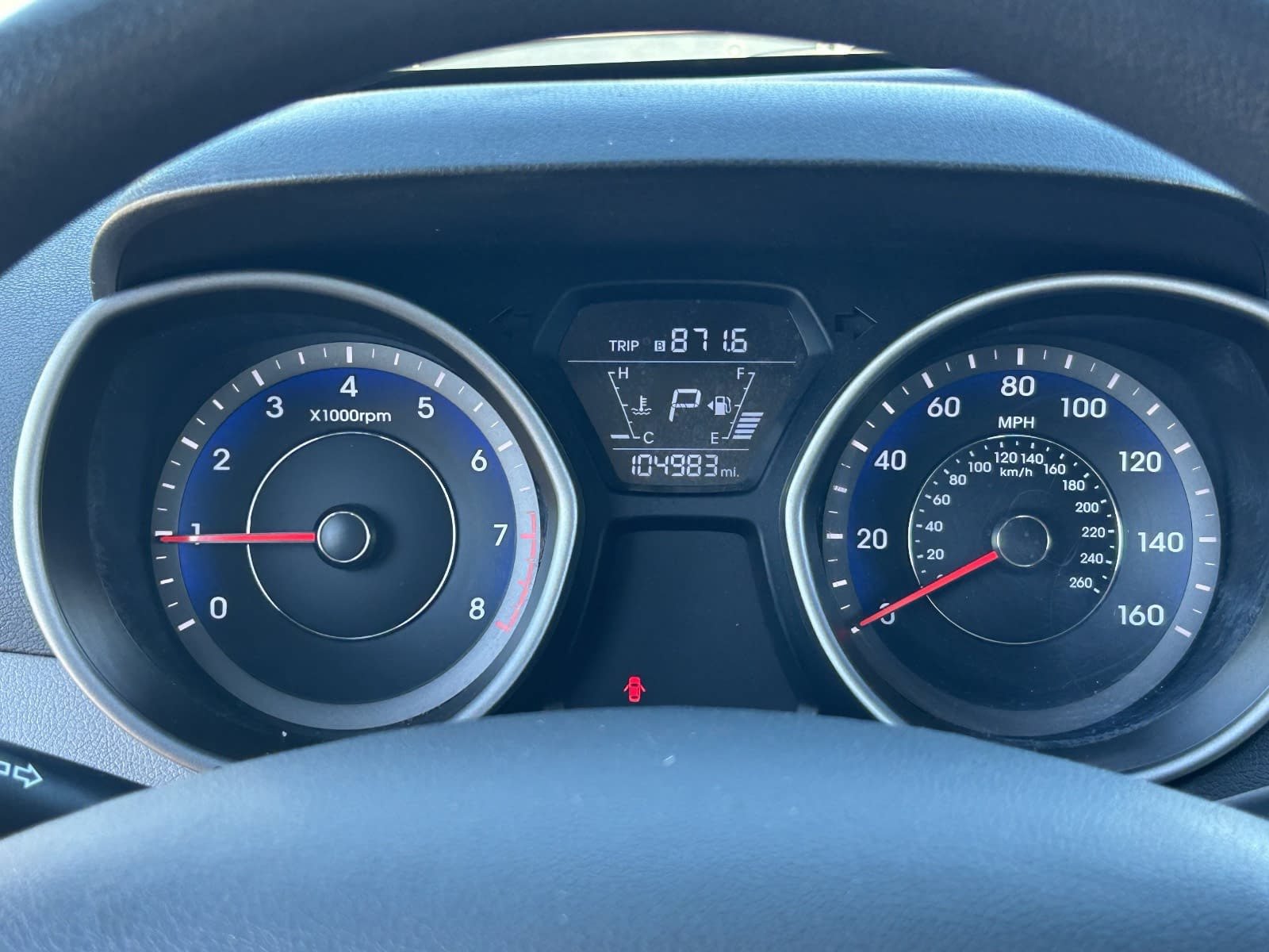 Used 2015 Hyundai Elantra SE FWD image 32