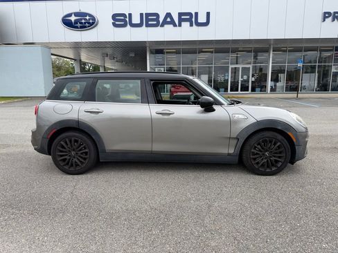 Used 2017 MINI Cooper Clubman S FWD image 3
