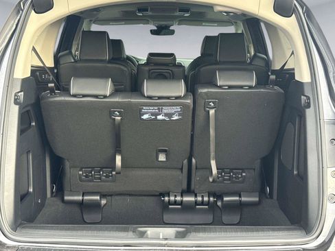 New 2026 Honda Odyssey Touring image 12
