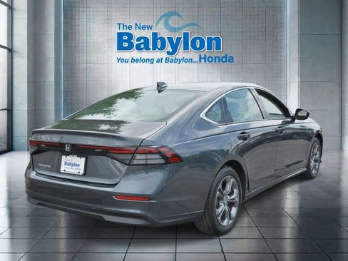 Used 2023 Honda Accord EX image 4