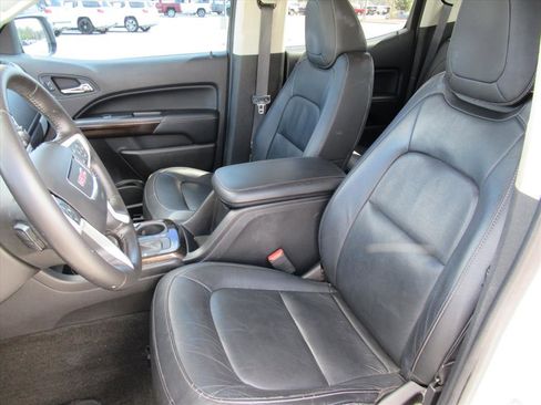 Used 2015 GMC Canyon SLT image 16