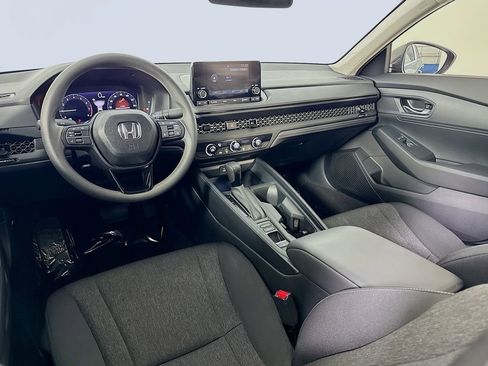 Used 2025 Honda Accord LX image 25