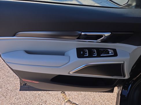 New 2025 Kia Telluride S image 5