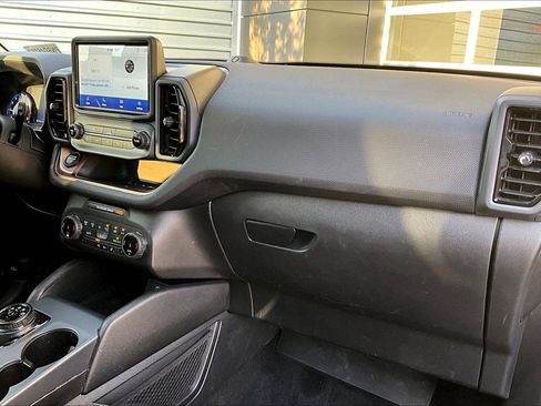 Used 2022 Ford Bronco Sport Outer Banks w/ Tech Package image 16