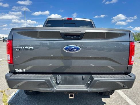 Used 2017 Ford F150 XLT w/ Equipment Group 302A Luxury AWD/4WD image 8