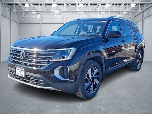 New 2026 Volkswagen Atlas SEL image 2