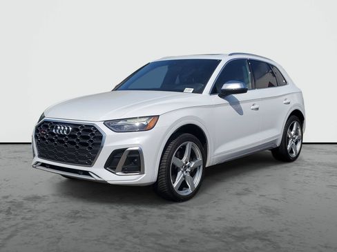 Used 2021 Audi SQ5 Premium w/ Convenience Package AWD/4WD image 2