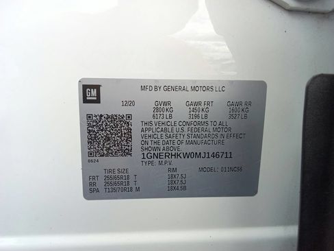 Used 2021 Chevrolet Traverse LT w/ LPO, Floor Liner Package FWD image 20
