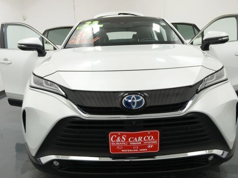 Used 2023 Toyota Venza Limited AWD/4WD image 31