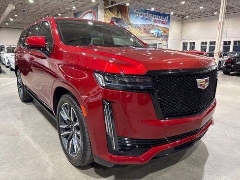 Used 2021 Cadillac Escalade Sport Platinum w/ Heavy-Duty Trailer Package image 25