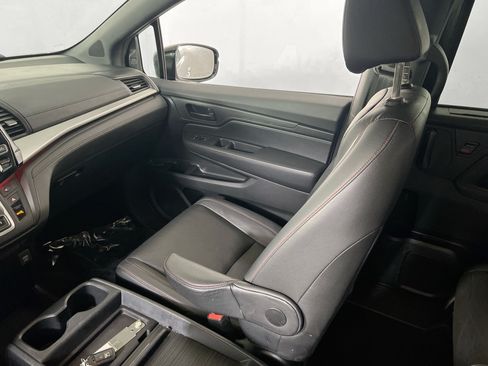 Used 2023 Honda Odyssey Sport image 23