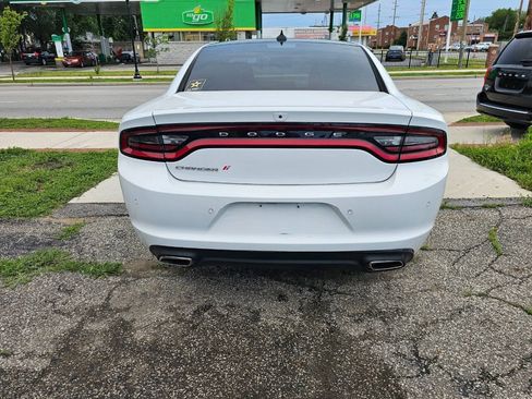 Used 2022 Dodge Charger SXT AWD/4WD image 18