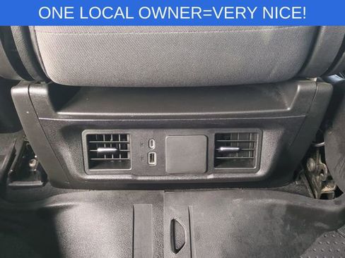 Used 2024 Chevrolet Silverado 2500 Custom w/ Custom Value Package image 27