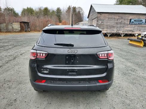 New 2026 Jeep Compass Limited w/ Sun, Sound & Navigation Group image 17