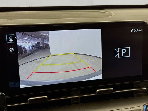 Used 2024 Hyundai Kona SEL image 14