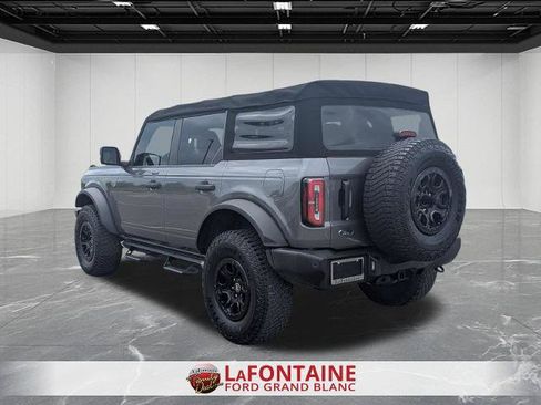 Certified 2022 Ford Bronco Wildtrak AWD/4WD image 3