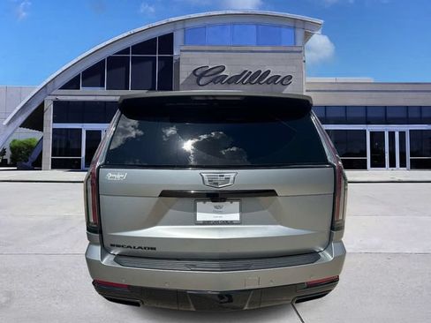 Used 2025 Cadillac Escalade Sport Platinum w/ LPO, ONYX Package AWD/4WD image 5