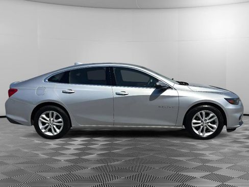 Used 2016 Chevrolet Malibu LT FWD image 6