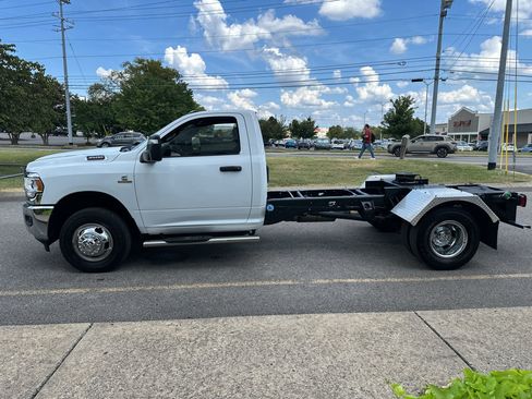 Used 2024 RAM 3500 Tradesman RWD image 6