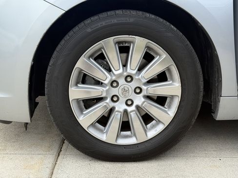 Used 2011 Toyota Sienna XLE image 20