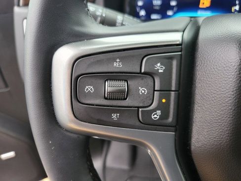 Used 2024 Chevrolet Suburban Premier w/ Premium Package image 27