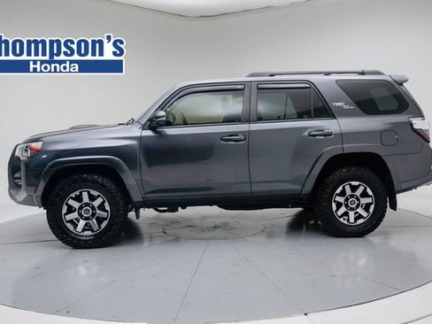 Used 2021 Toyota 4Runner TRD Off-Road Premium w/ Moonroof Package AWD/4WD image 2