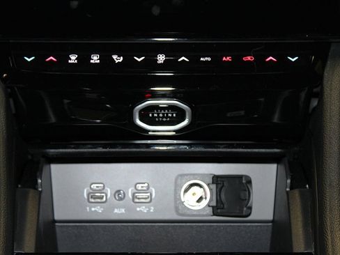 New 2026 Jeep Grand Cherokee Limited AWD/4WD image 21