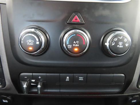 Used 2022 RAM 1500 Tradesman w/ Chrome Appearance Group image 25