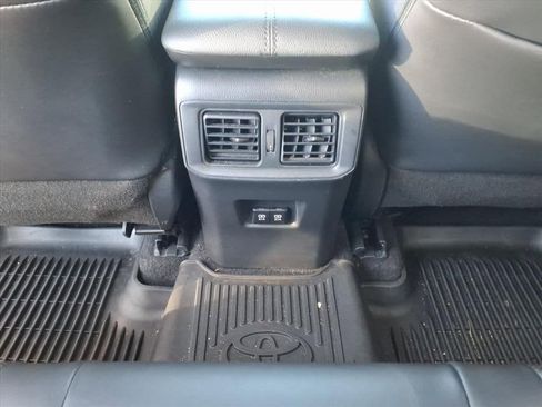 Used 2019 Toyota RAV4 Adventure image 6