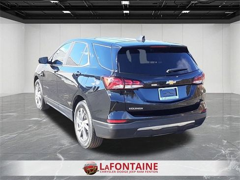 Used 2024 Chevrolet Equinox LT image 3