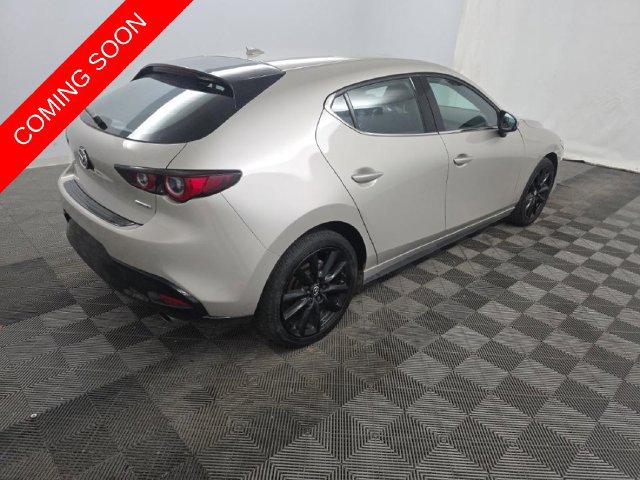 Used 2024 MAZDA MAZDA3 s FWD image 4
