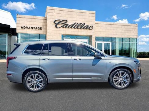 Certified 2023 Cadillac XT6 Premium Luxury w/ LPO, Floor Liner Package AWD/4WD image 10