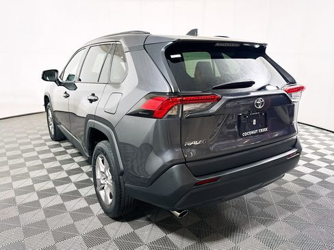 Used 2023 Toyota RAV4 XLE w/ Convenience Package FWD image 5