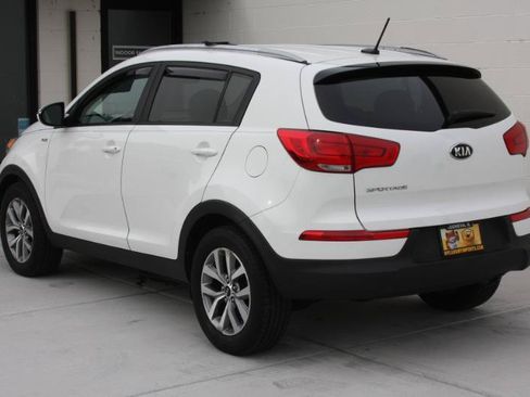 Used 2015 Kia Sportage LX AWD/4WD image 11