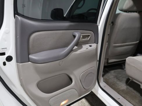 Used 2004 Toyota Tundra SR5 image 18