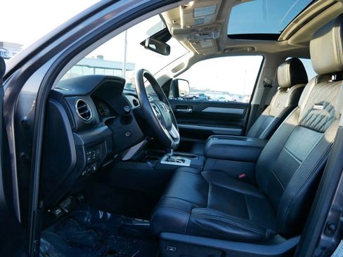 Used 2021 Toyota Tundra 4x4 CrewMax image 7