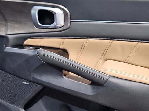 New 2026 Kia Sorento SX Prestige w/ Olive Brown Leather Package image 15