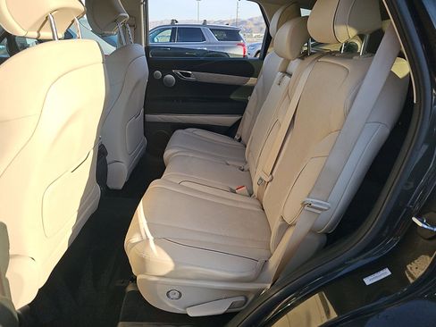 Used 2025 Genesis GV80 2.5T Prestige AWD/4WD image 7