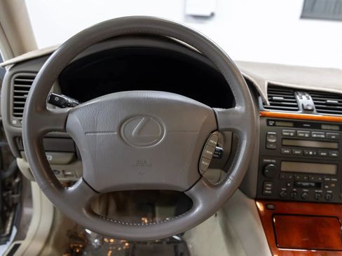 Used 1998 Lexus LS 400 image 13