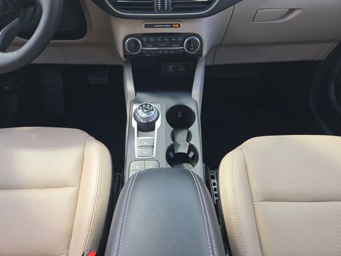 Used 2022 Ford Escape SEL AWD/4WD image 21